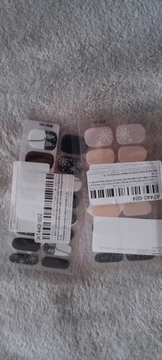 Autocollants D’Art Des Ongles 3D Pour Des Ongles Festifs Faciles — photo d'un client 1